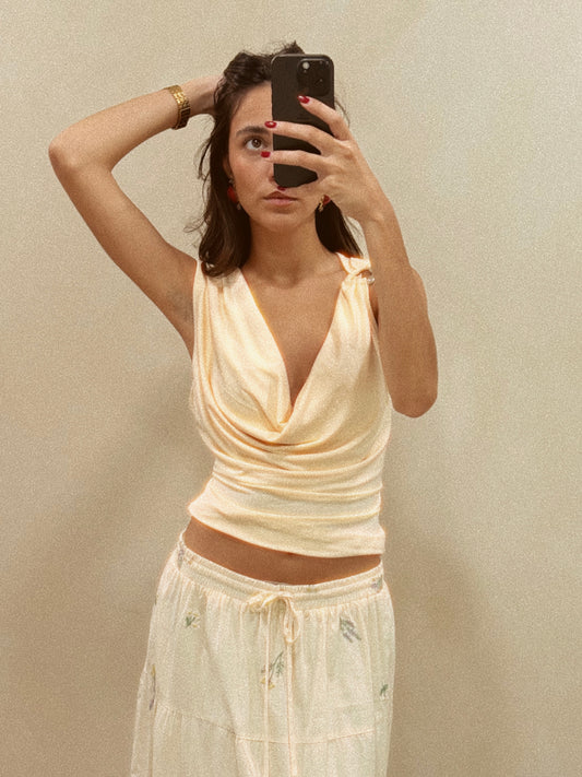 Almond Top