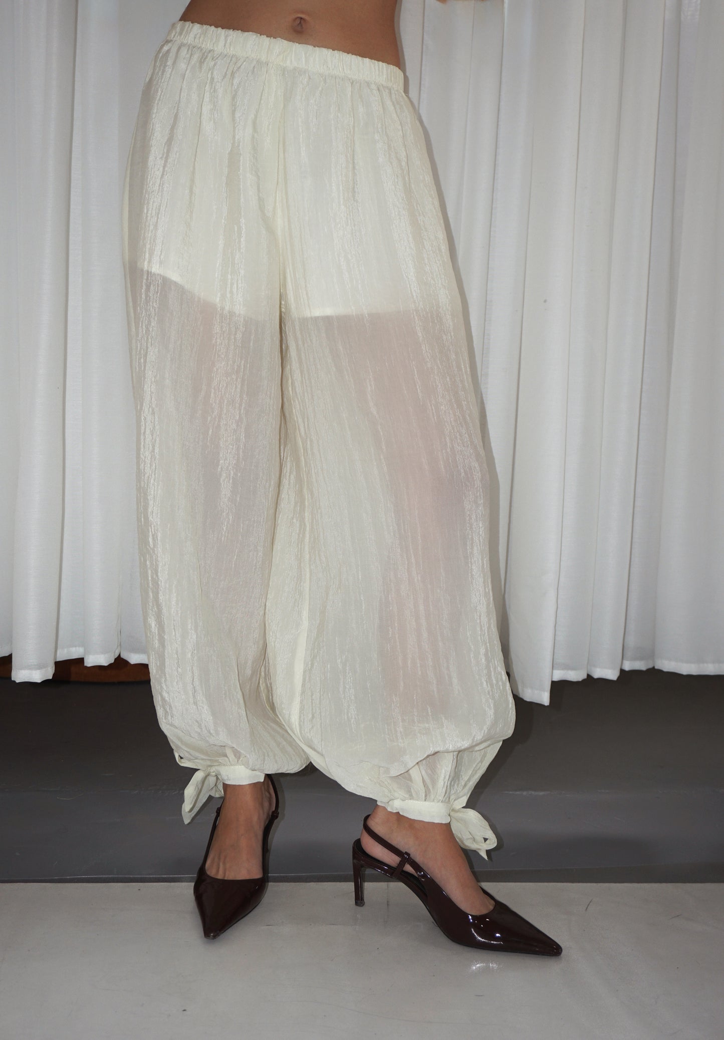 Clara Balloon Pants