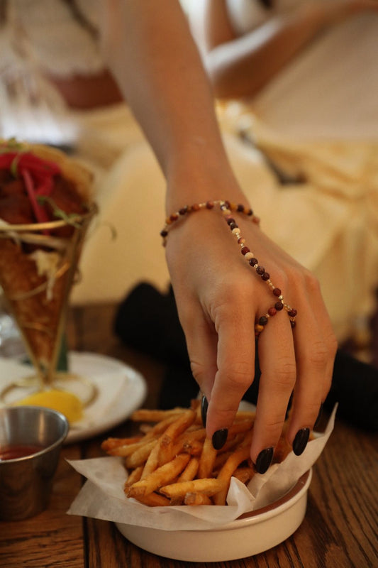 Nana Handchain